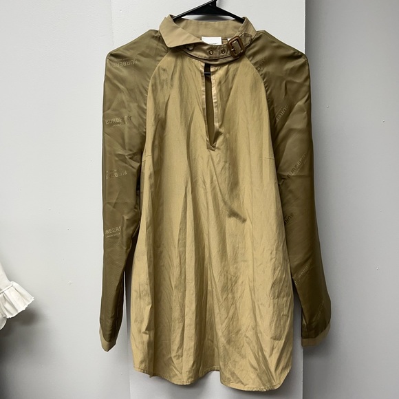 Burberry Womens Tan Cut Off Long Sleeve Mock Neck Pullover Blouse Top Size 4 - Picture 3 of 13